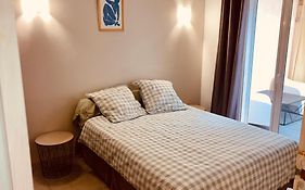 Appartement Avec Grande Terrasse